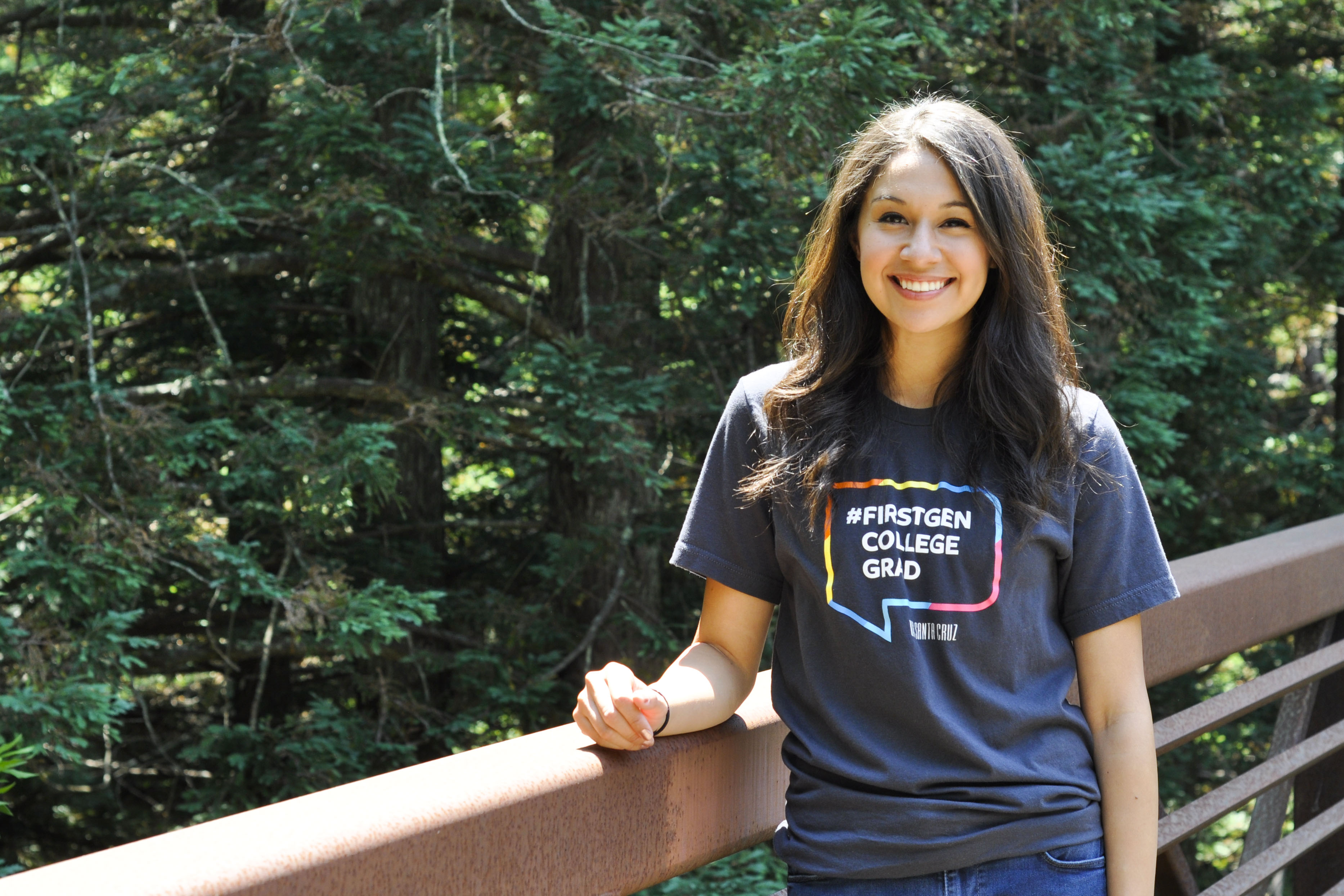 photo of ibette smiling on a UCSC bridge